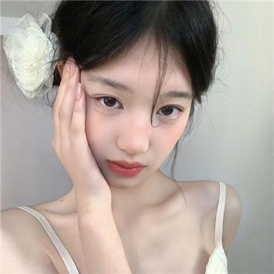 跨越8年的新娘
